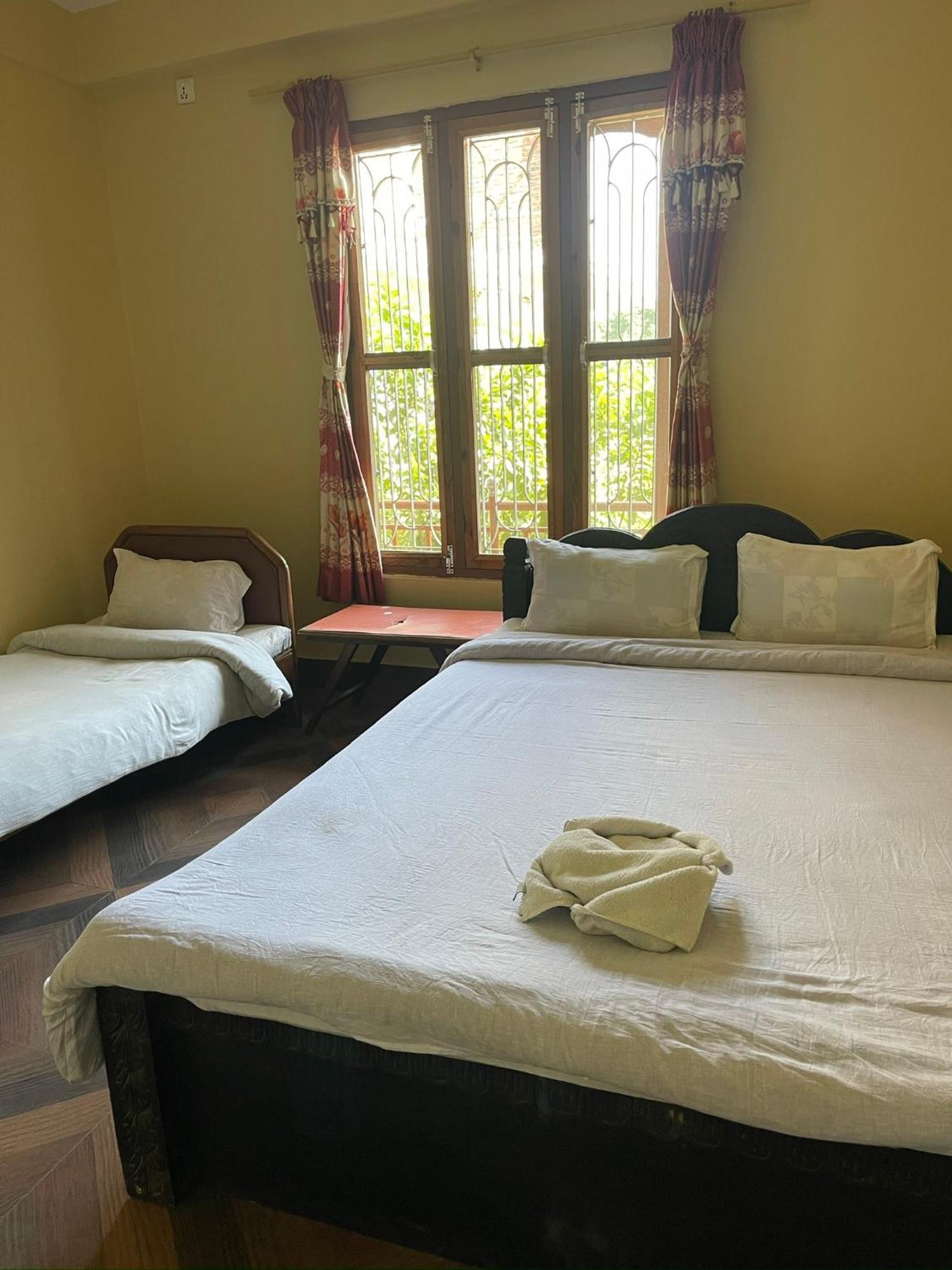 Tara Guesthouse - Sauraha,Chitwan Εξωτερικό φωτογραφία